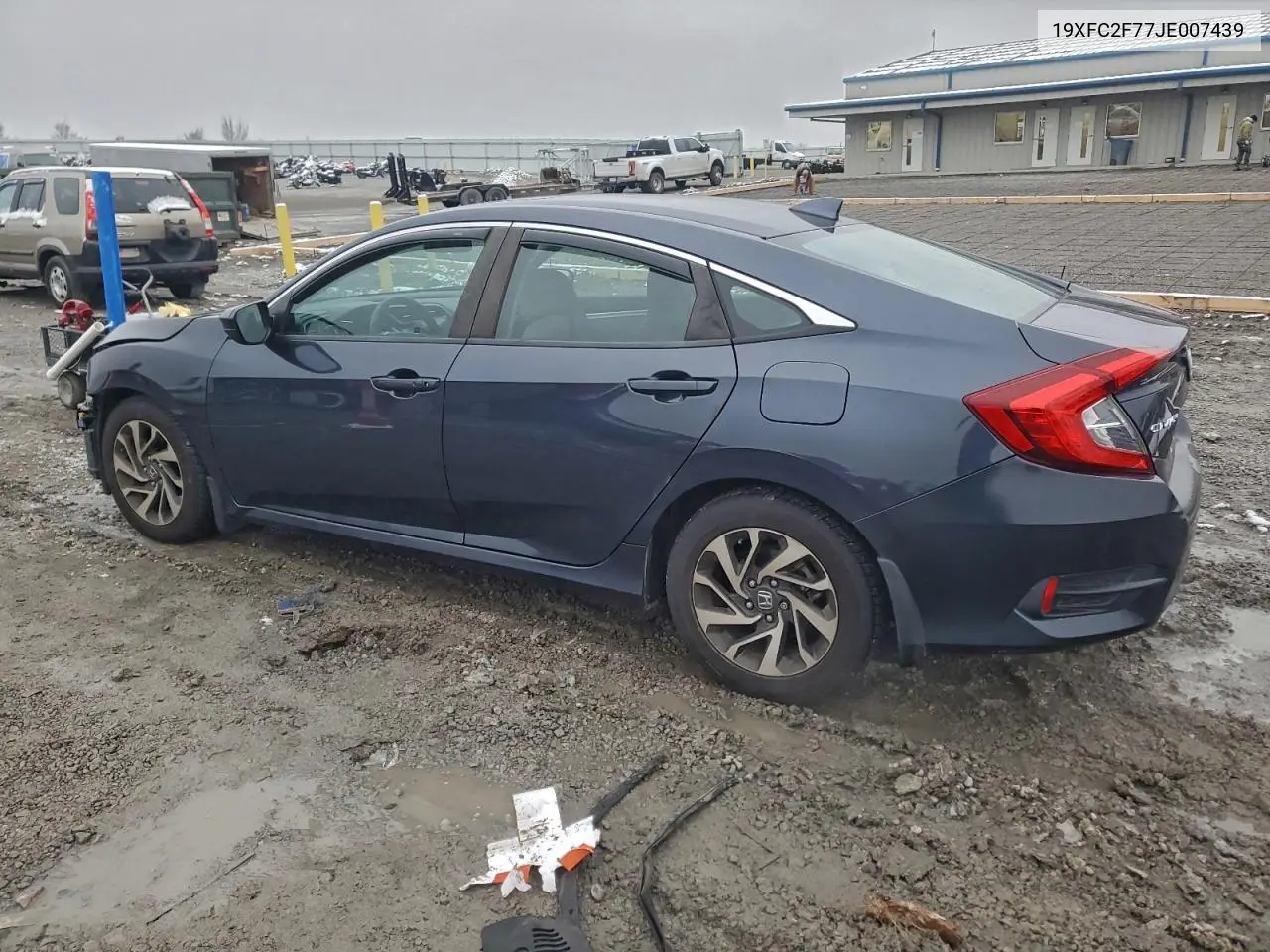 19XFC2F77JE007439 2018 Honda Civic Ex
