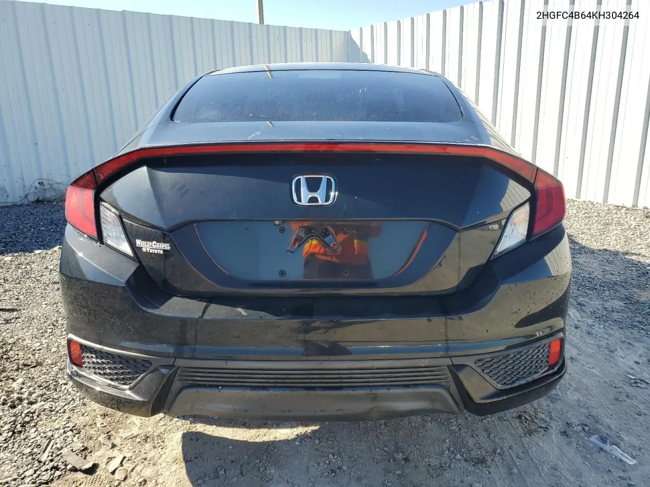 2HGFC4B64KH304264 2019 Honda Civic Lx