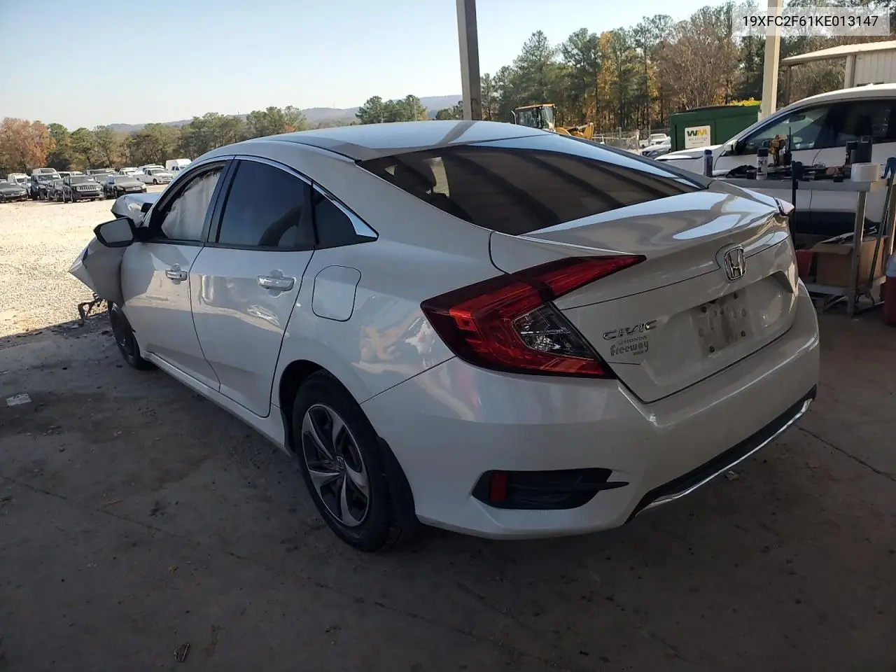 19XFC2F61KE013147 2019 Honda Civic Lx