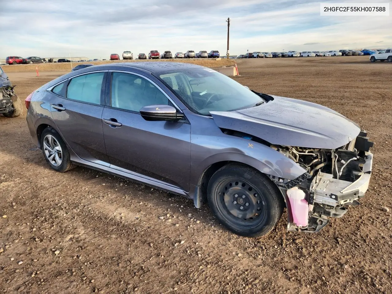 2HGFC2F55KH007588 2019 Honda Civic Lx