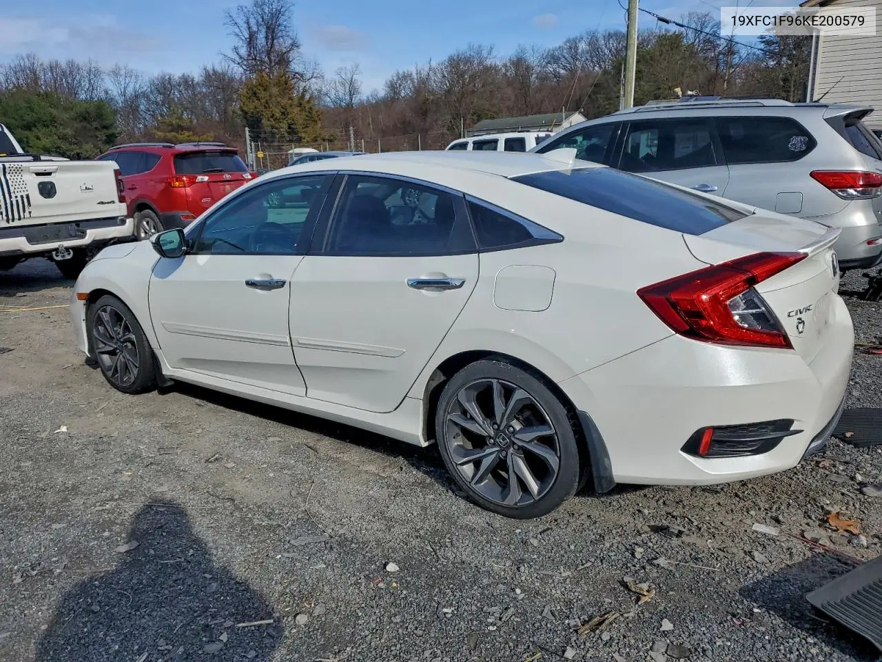 19XFC1F96KE200579 2019 Honda Civic Touring
