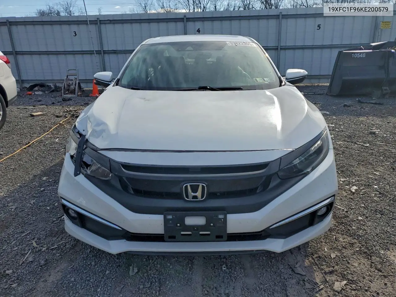 19XFC1F96KE200579 2019 Honda Civic Touring