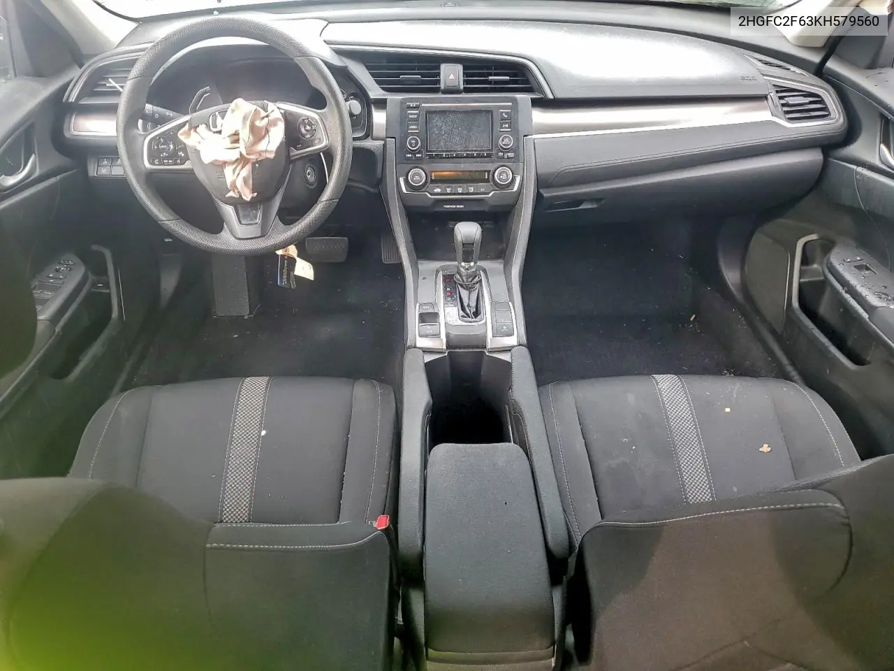 2HGFC2F63KH579560 2019 Honda Civic Lx