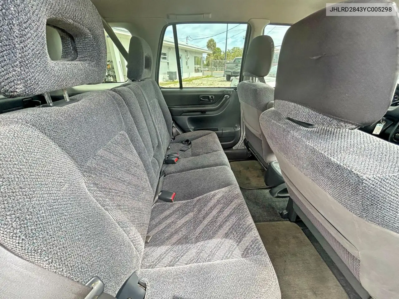 2000 Honda Cr-V Lx VIN: JHLRD2843YC005298 Lot: 49605706