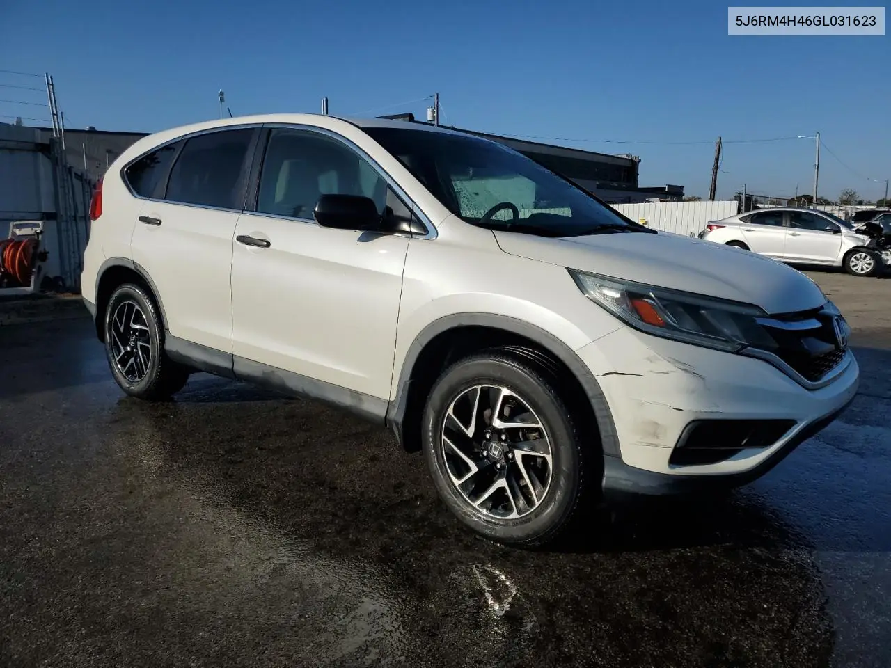 5J6RM4H46GL031623 2016 Honda Cr-V Se