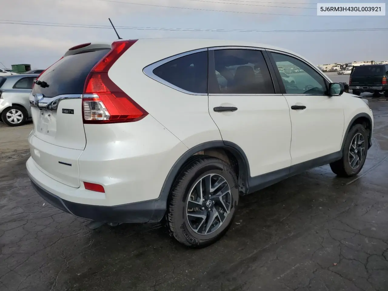 5J6RM3H43GL003921 2016 Honda Cr-V Se