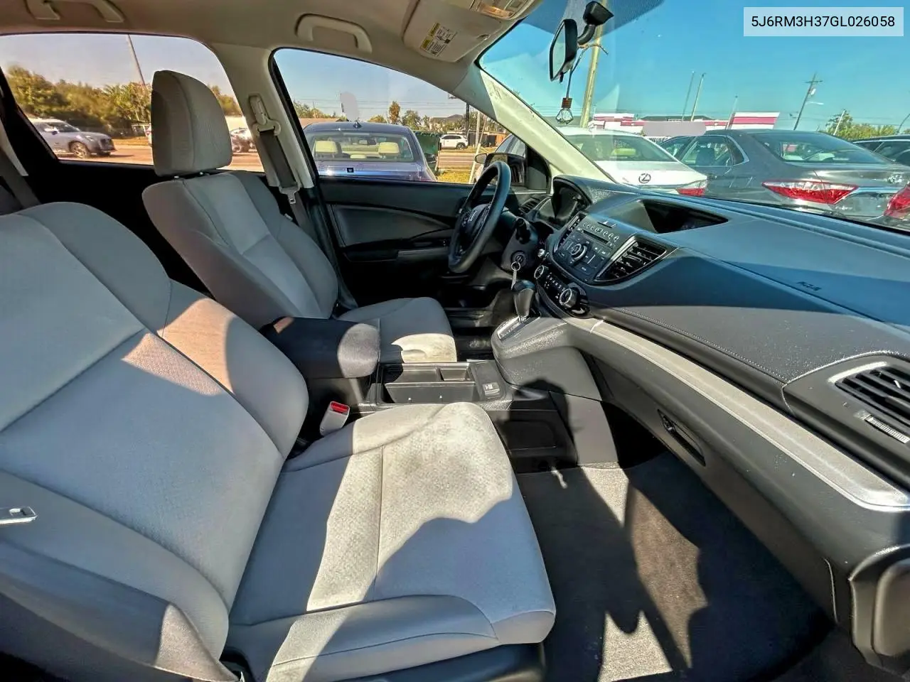 5J6RM3H37GL026058 2016 Honda Cr-V Lx