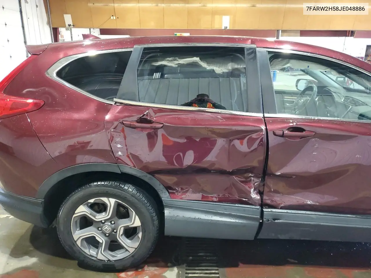 7FARW2H58JE048886 2018 Honda Cr-V Ex
