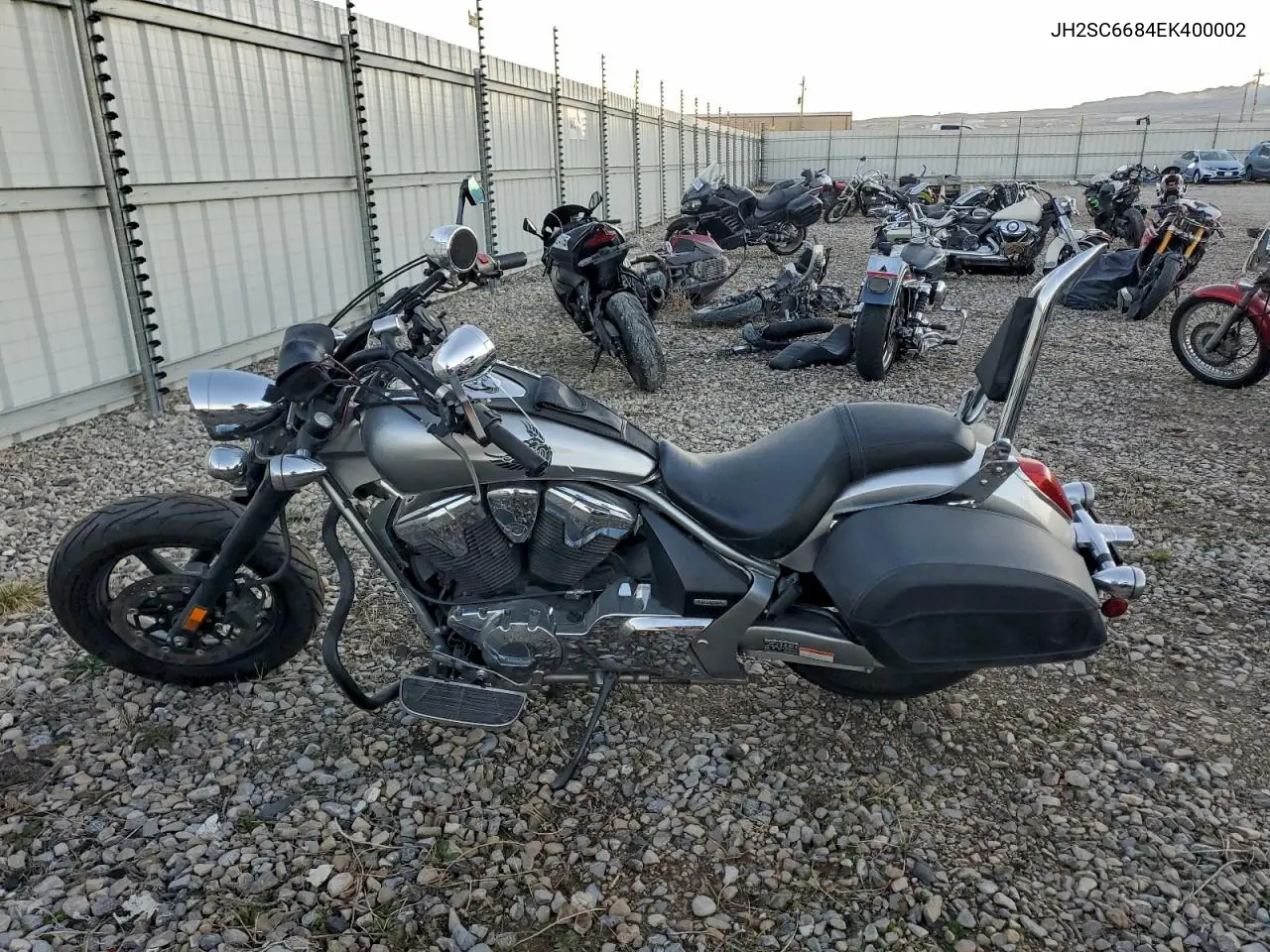JH2SC6684EK400002 2014 Honda Vt1300 Ct