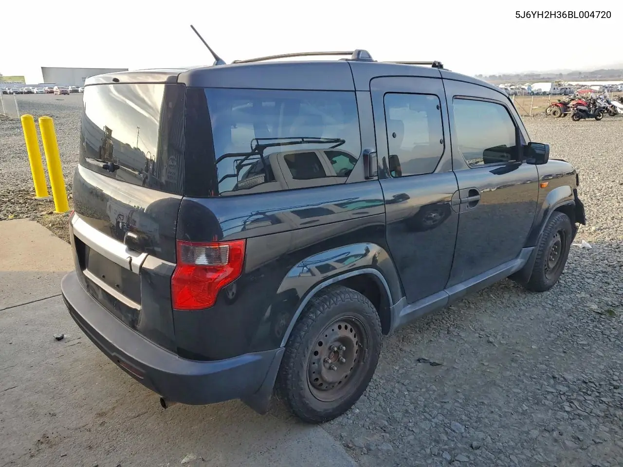 5J6YH2H36BL004720 2011 Honda Element Lx