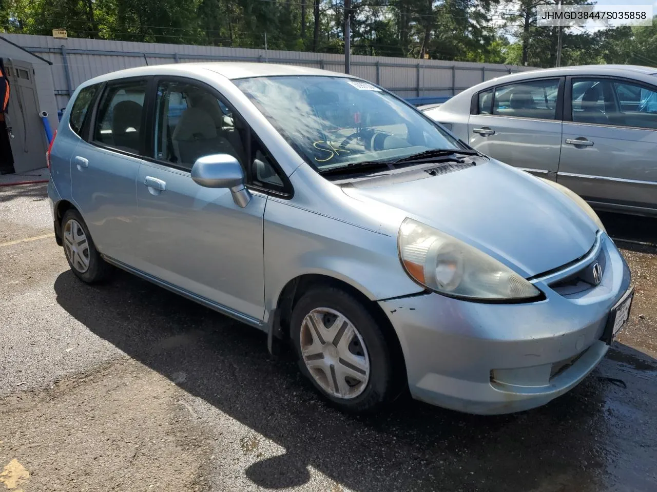 2007 Honda Fit VIN: JHMGD38447S035858 Lot: 50997004