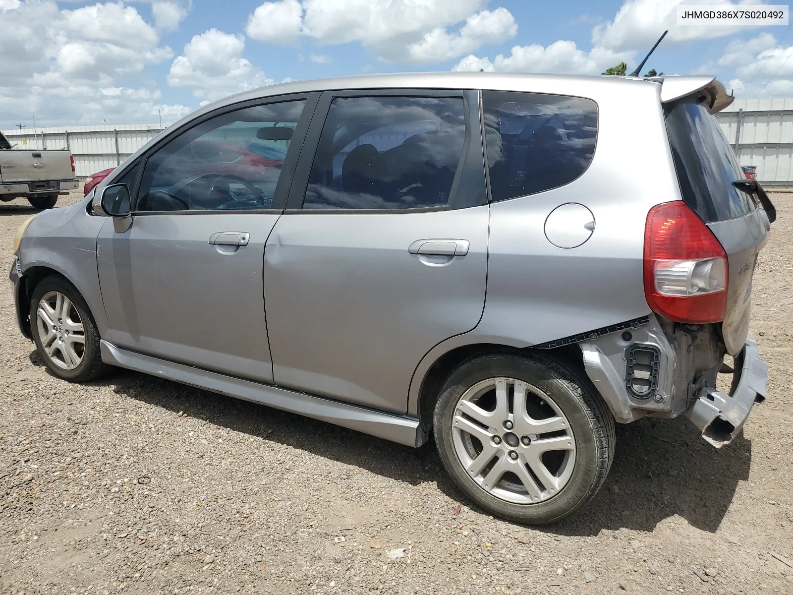 2007 Honda Fit S VIN: JHMGD386X7S020492 Lot: 61757524