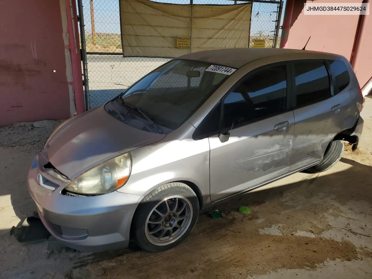 2007 Honda Fit VIN: JHMGD38447S029624 Lot: 72091744