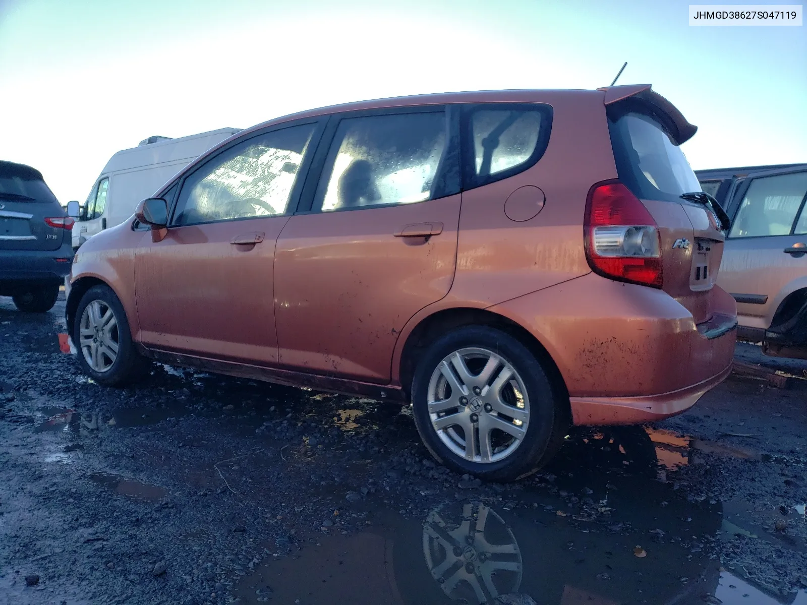 JHMGD38627S047119 2007 Honda Fit S