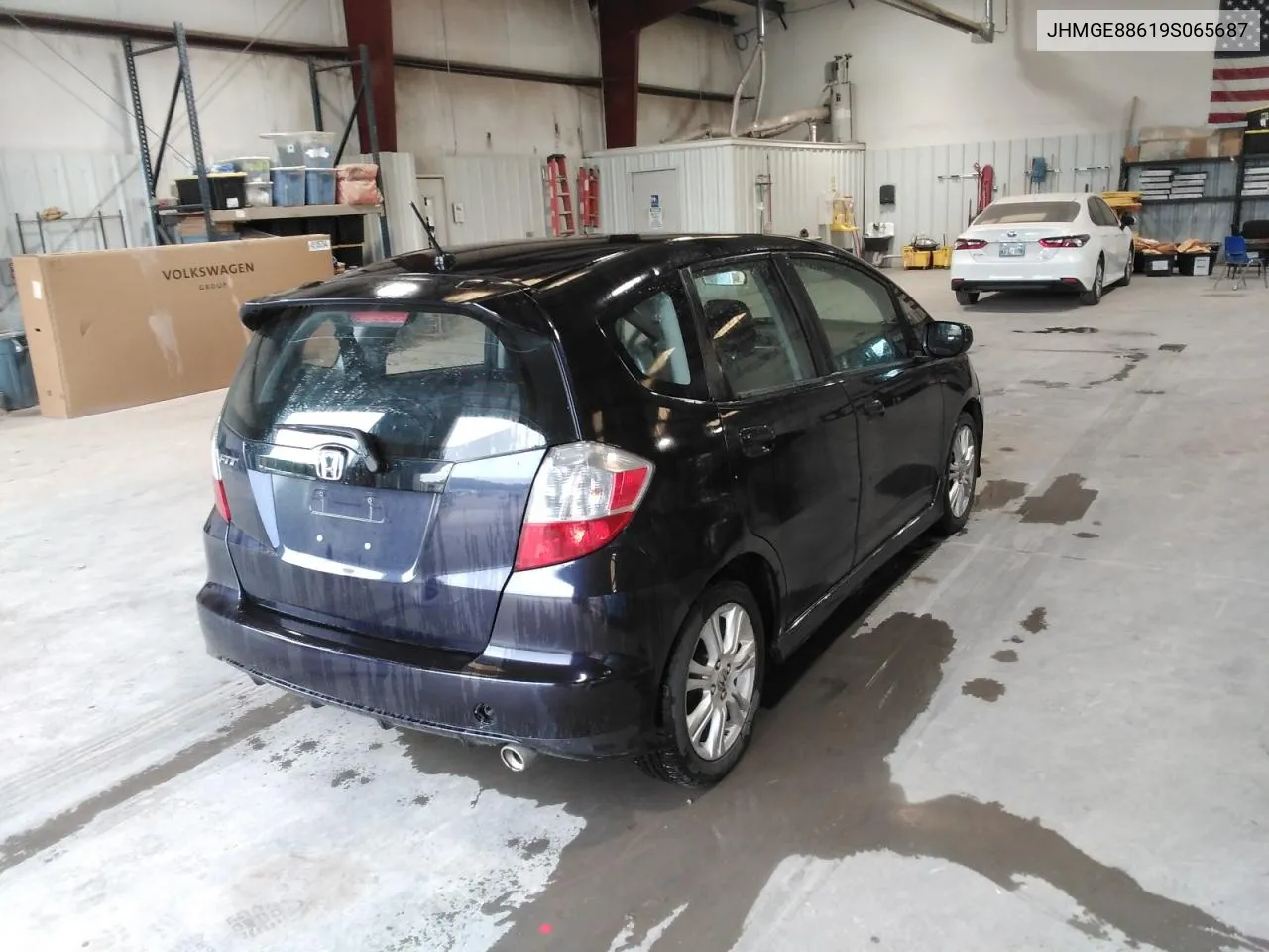 2009 Honda Fit Sport VIN: JHMGE88619S065687 Lot: 57040664