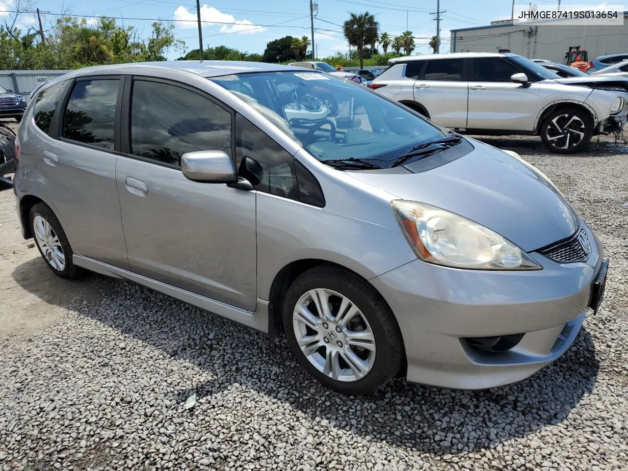 2009 Honda Fit Sport VIN: JHMGE87419S013654 Lot: 60793214