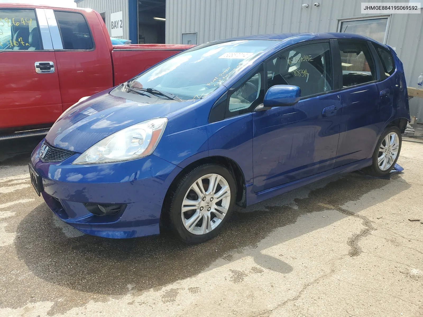 2009 Honda Fit Sport VIN: JHMGE88419S069592 Lot: 60857014