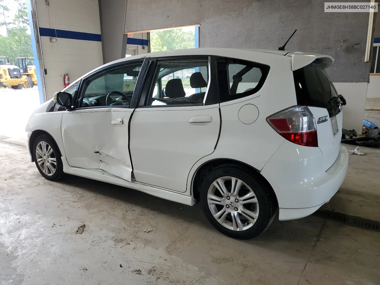 JHMGE8H58BC027140 2011 Honda Fit Sport