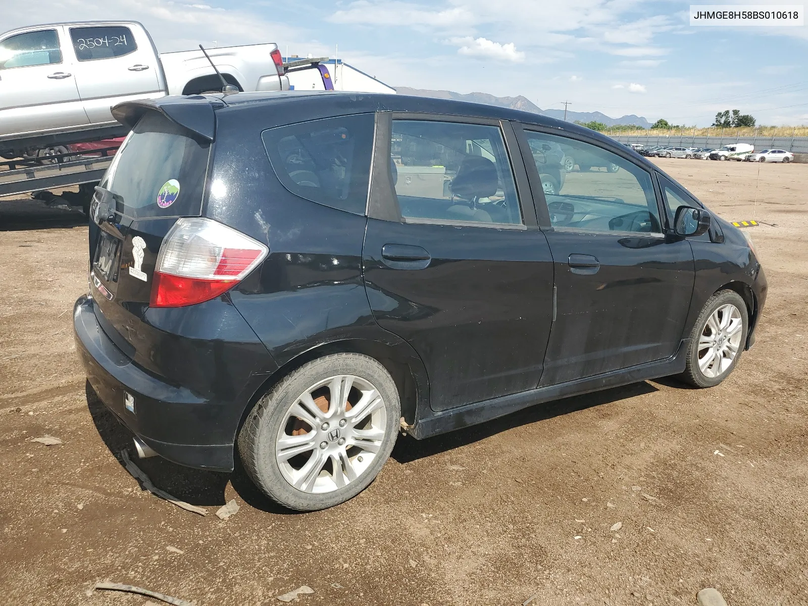 2011 Honda Fit Sport VIN: JHMGE8H58BS010618 Lot: 64150164