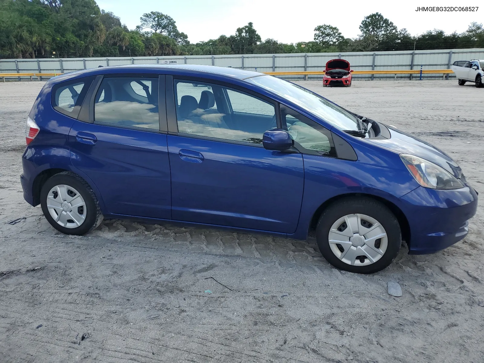 JHMGE8G32DC068527 2013 Honda Fit