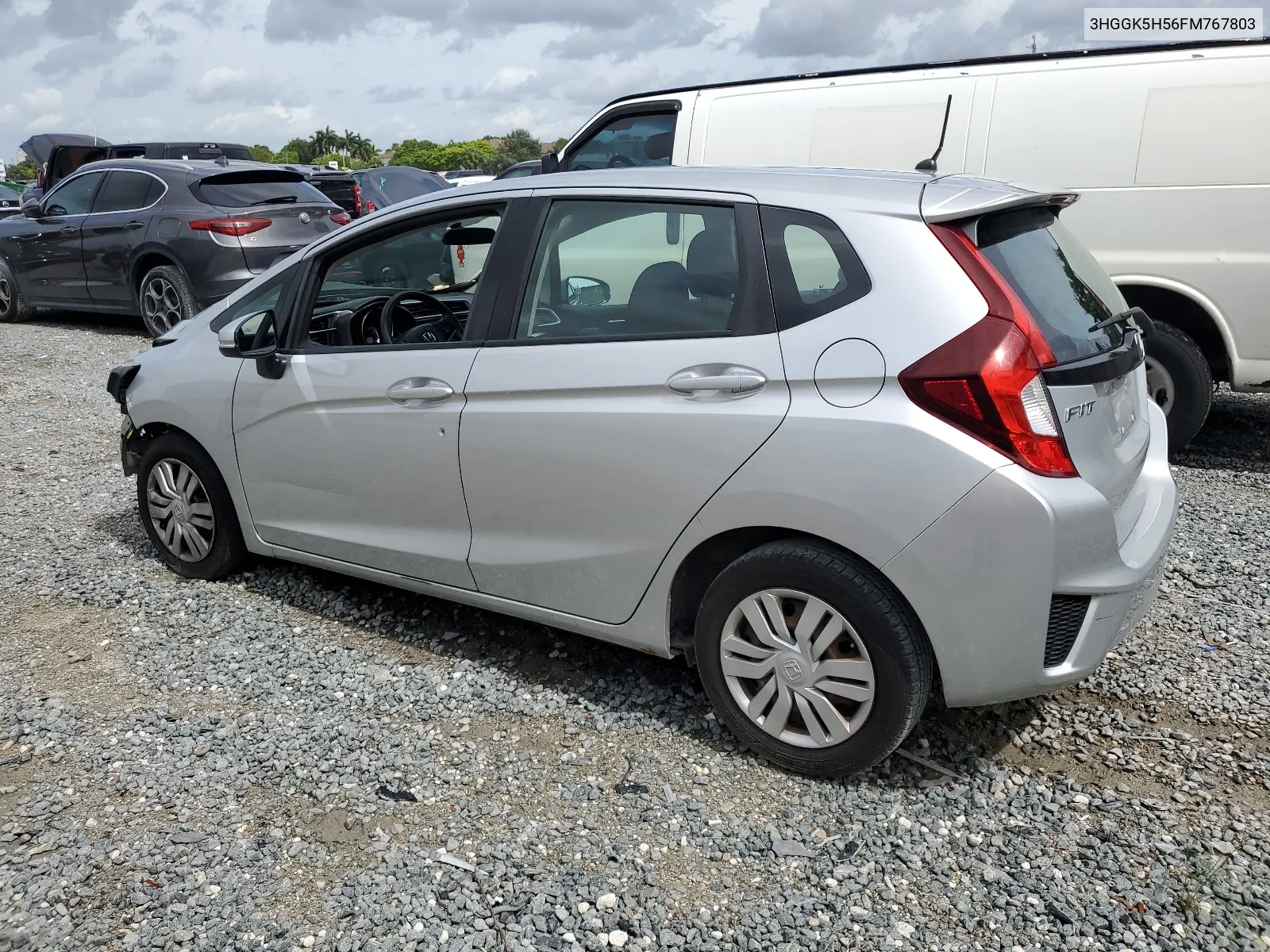 3HGGK5H56FM767803 2015 Honda Fit Lx