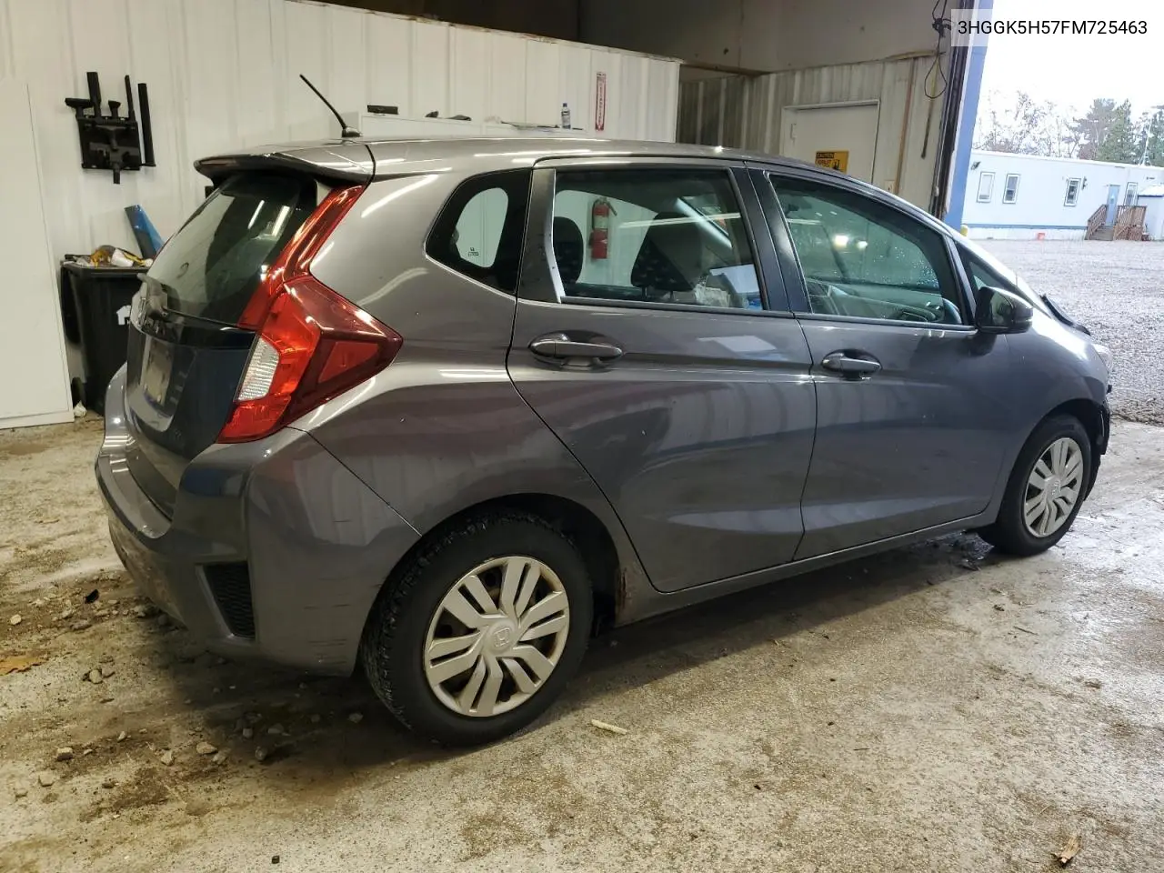3HGGK5H57FM725463 2015 Honda Fit Lx