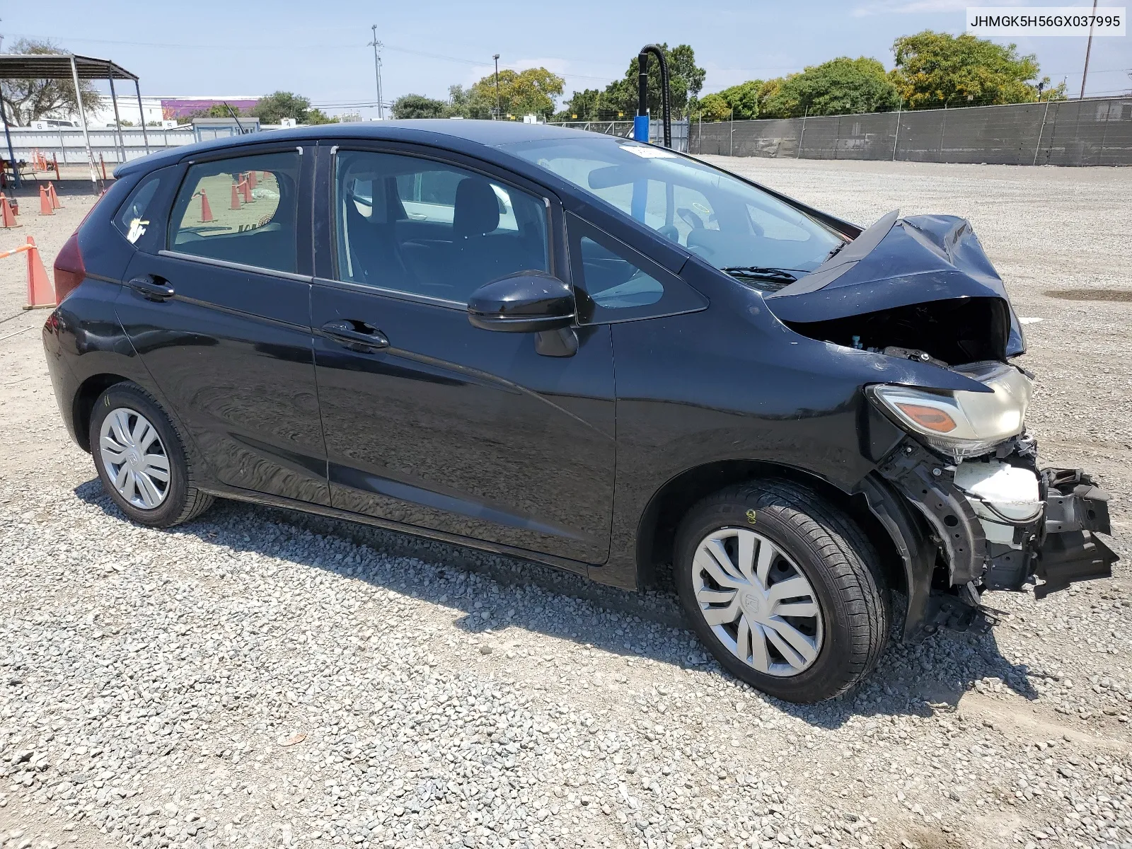 JHMGK5H56GX037995 2016 Honda Fit Lx