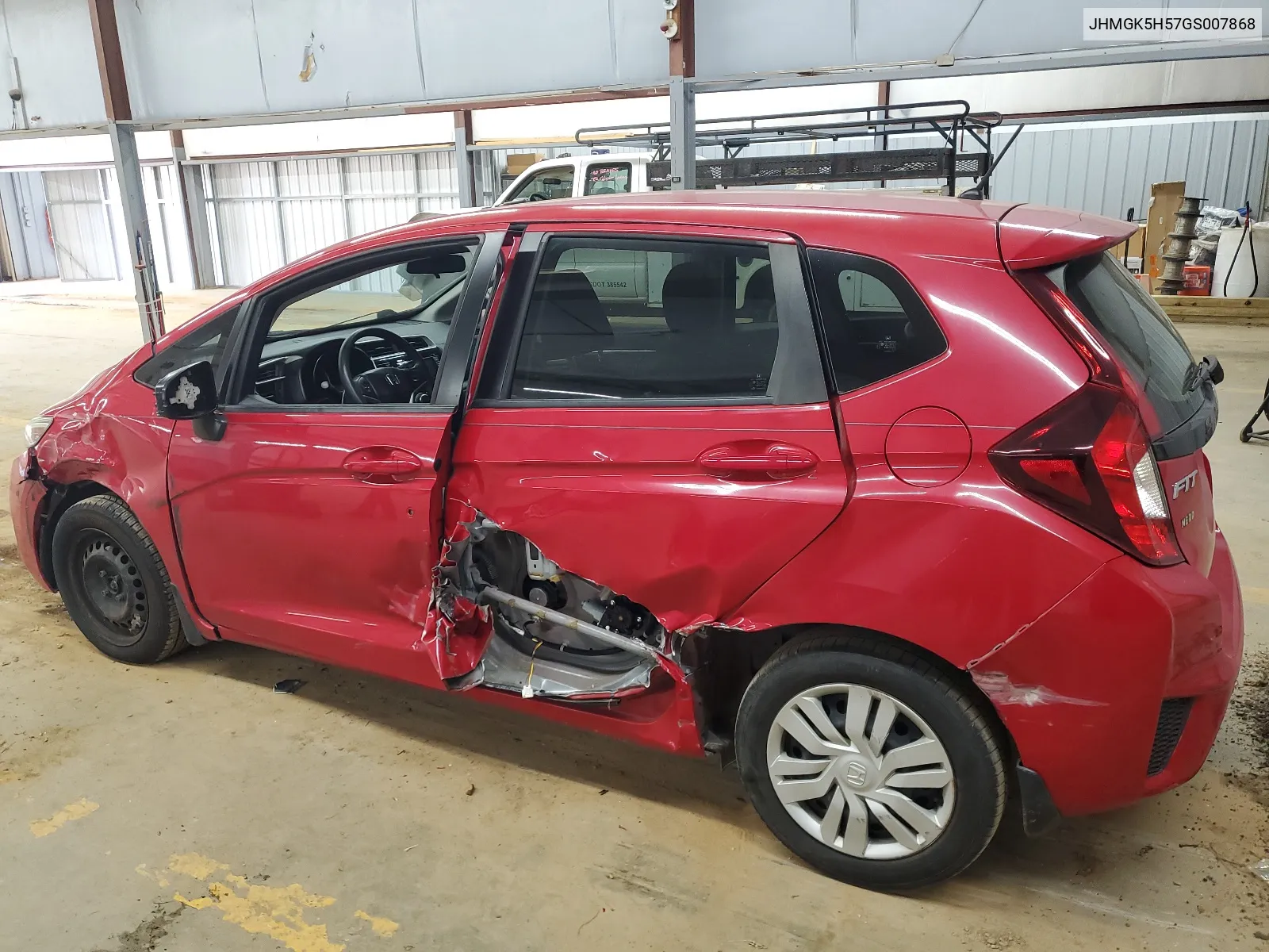 JHMGK5H57GS007868 2016 Honda Fit Lx