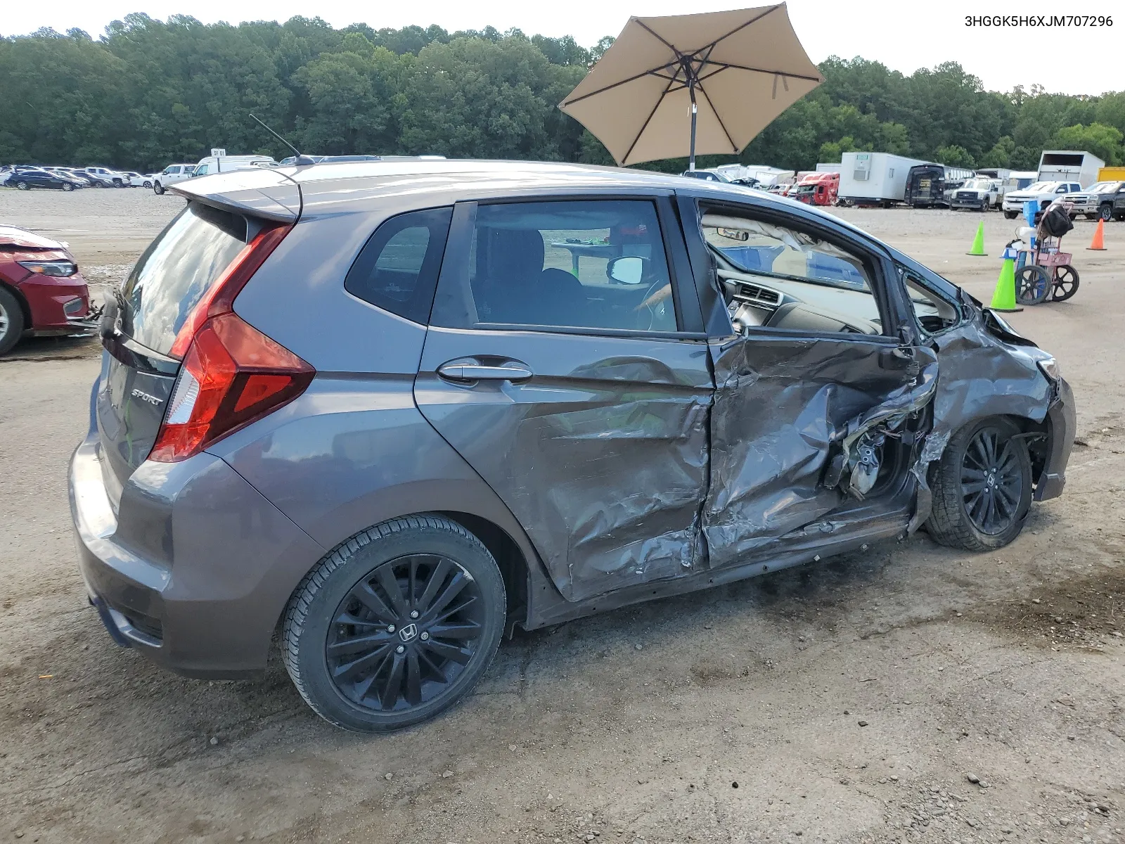 3HGGK5H6XJM707296 2018 Honda Fit Sport