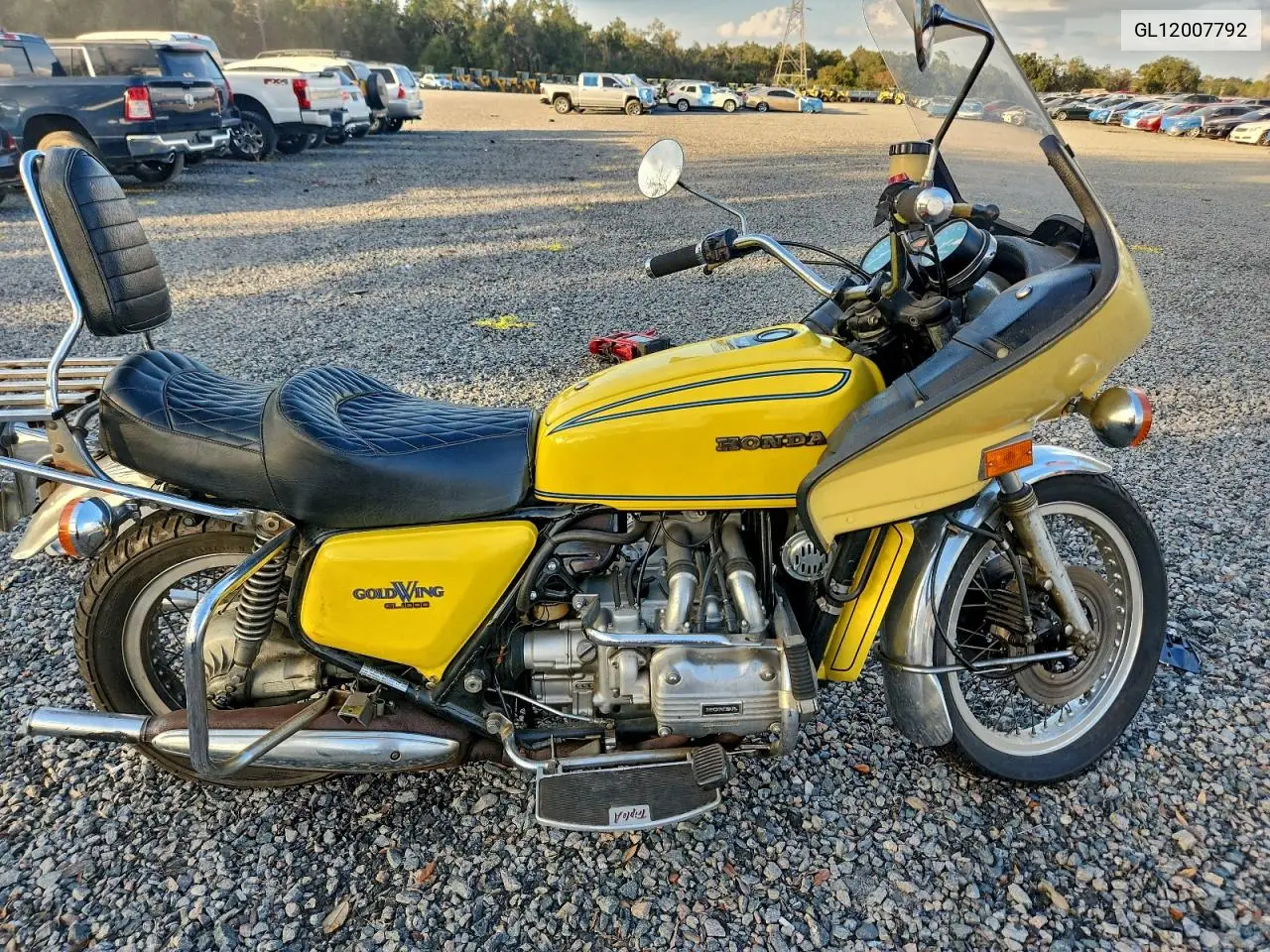 GL12007792 1976 Honda Gold Wing