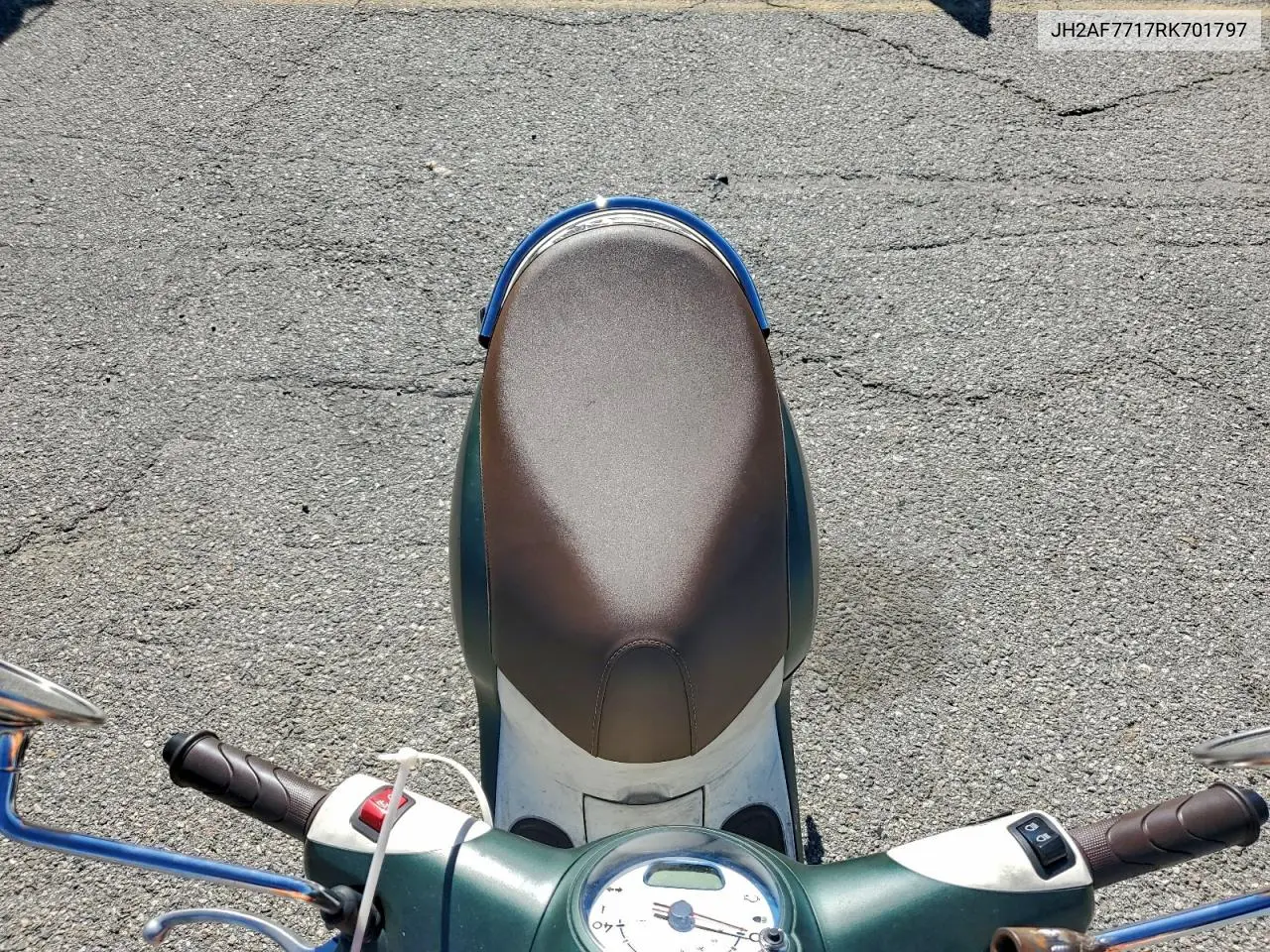 JH2AF7717RK701797 2024 Honda Ncw50