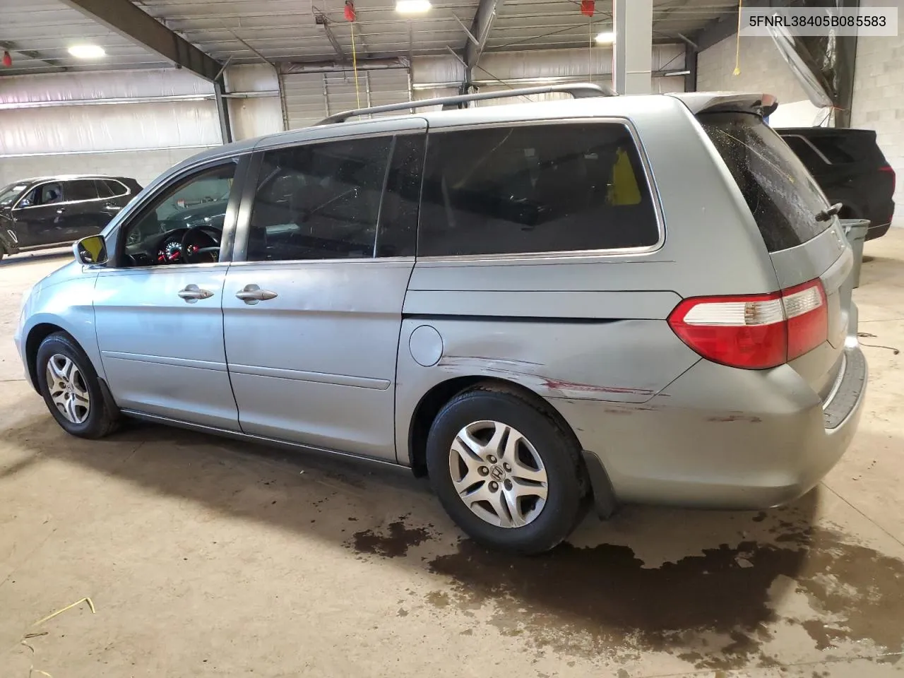 5FNRL38405B085583 2005 Honda Odyssey Ex