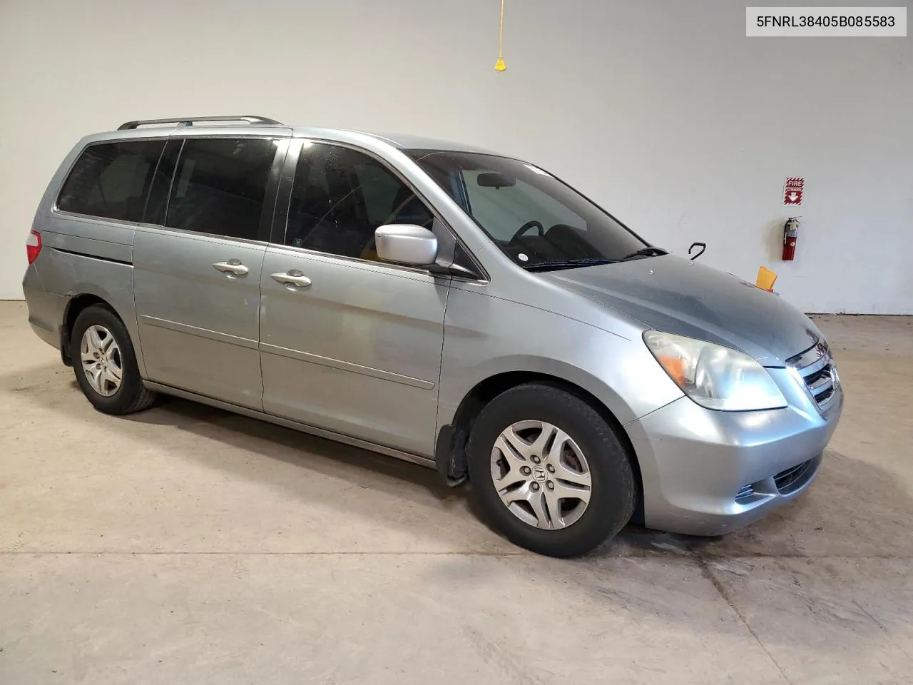 5FNRL38405B085583 2005 Honda Odyssey Ex