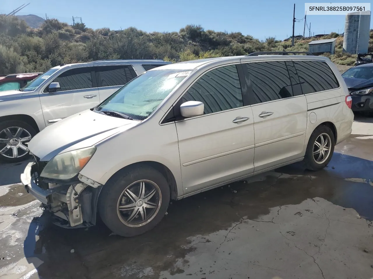 2005 Honda Odyssey Touring VIN: 5FNRL38825B097561 Lot: 68329974