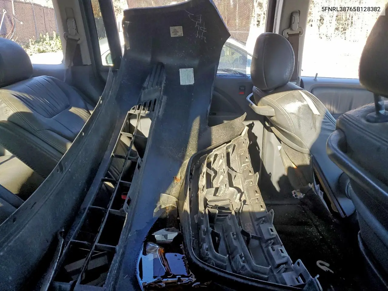 5FNRL38765B128382 2005 Honda Odyssey Exl