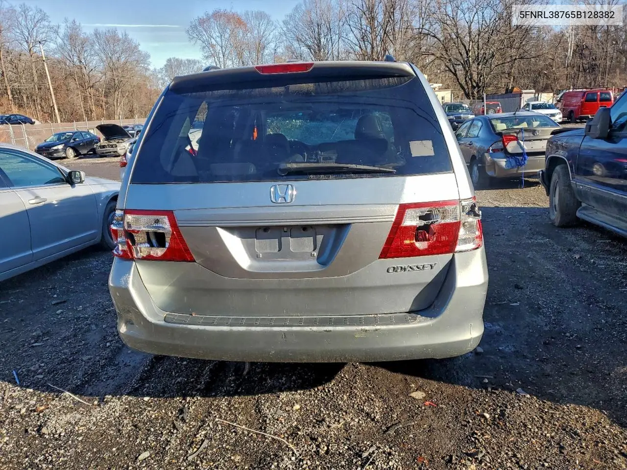 5FNRL38765B128382 2005 Honda Odyssey Exl