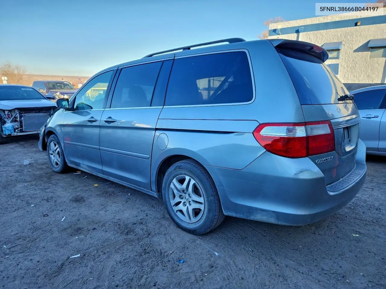 5FNRL38666B044197 2006 Honda Odyssey Exl