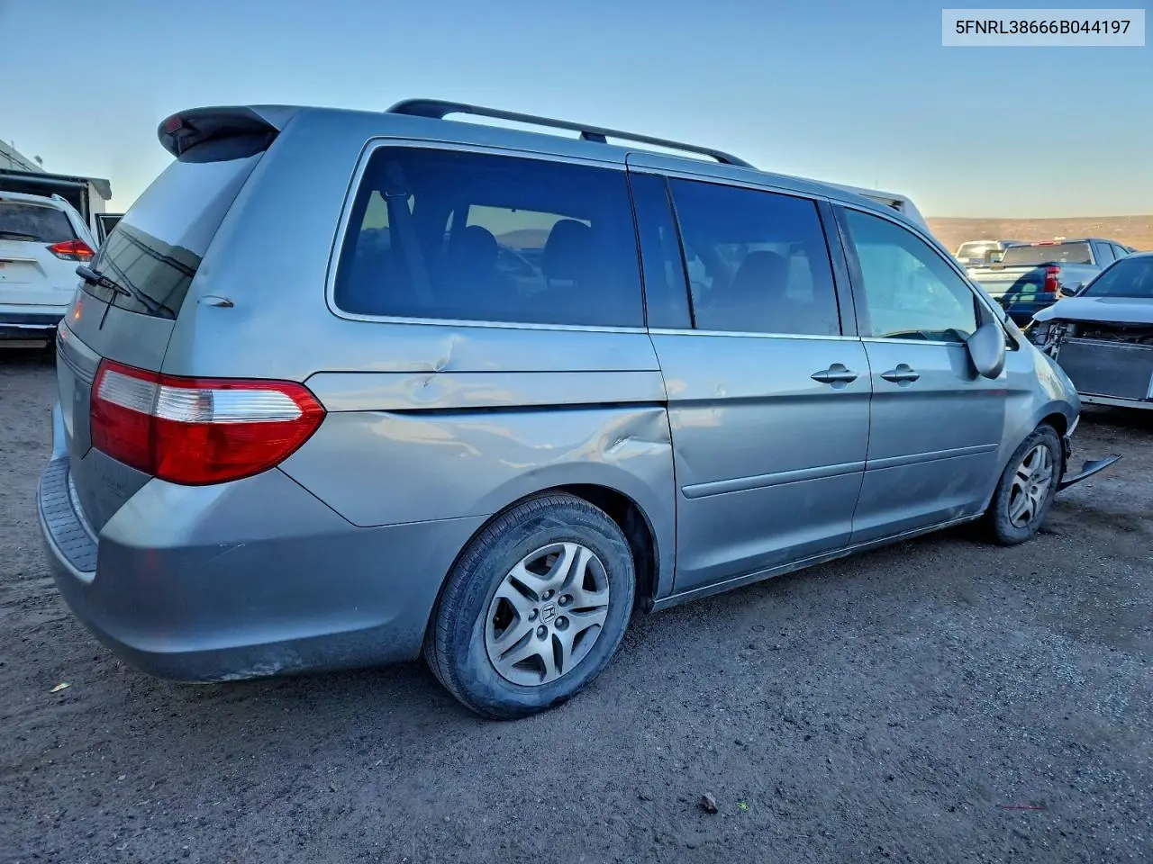 5FNRL38666B044197 2006 Honda Odyssey Exl