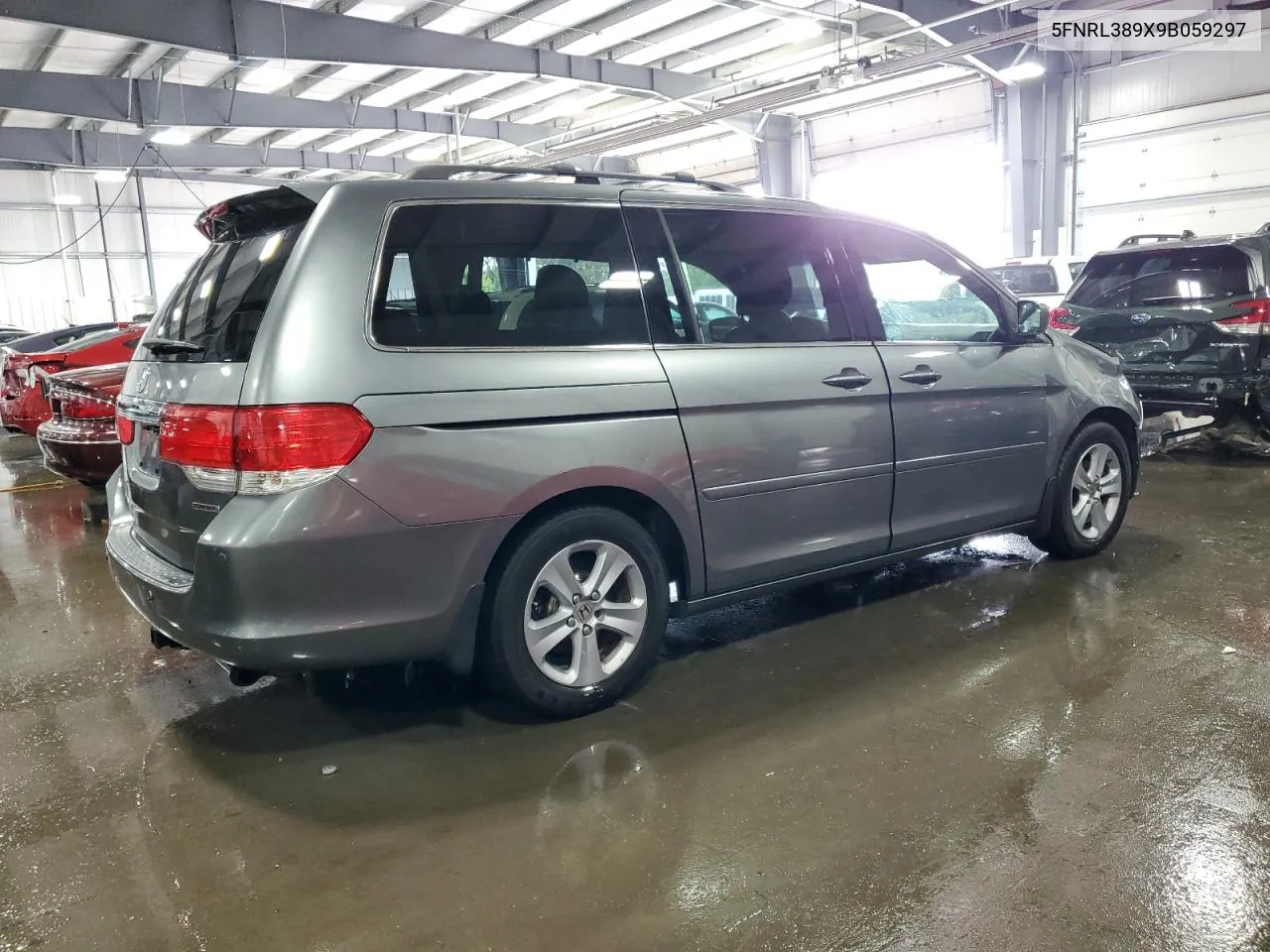 5FNRL389X9B059297 2009 Honda Odyssey Touring