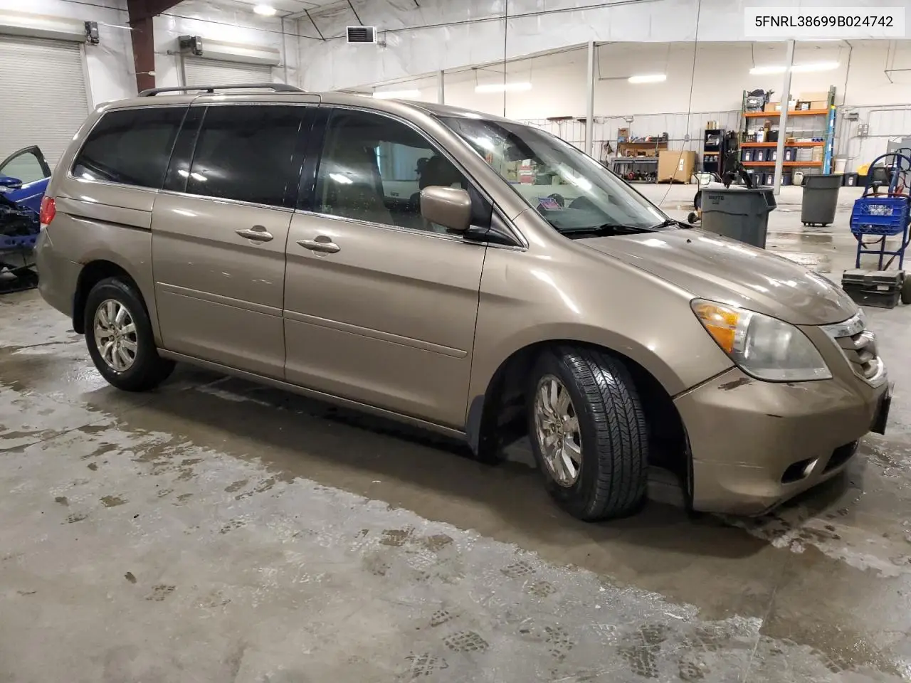 5FNRL38699B024742 2009 Honda Odyssey Exl