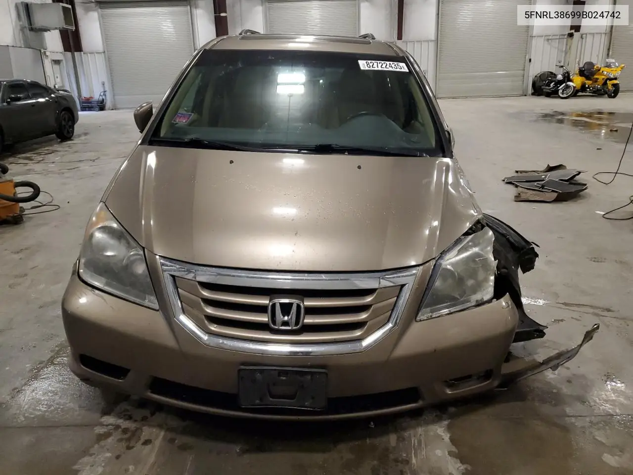 5FNRL38699B024742 2009 Honda Odyssey Exl