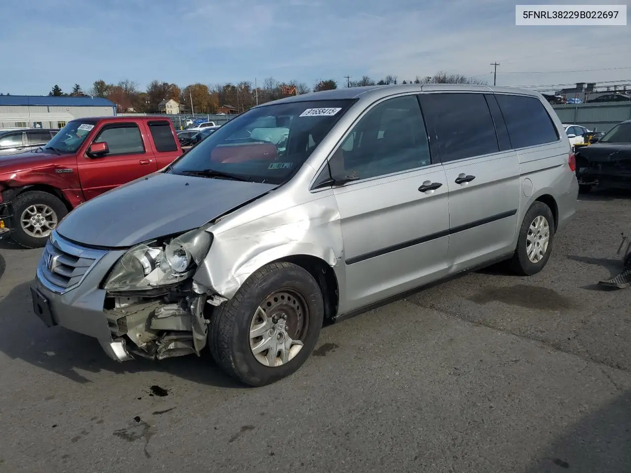 5FNRL38229B022697 2009 Honda Odyssey Lx