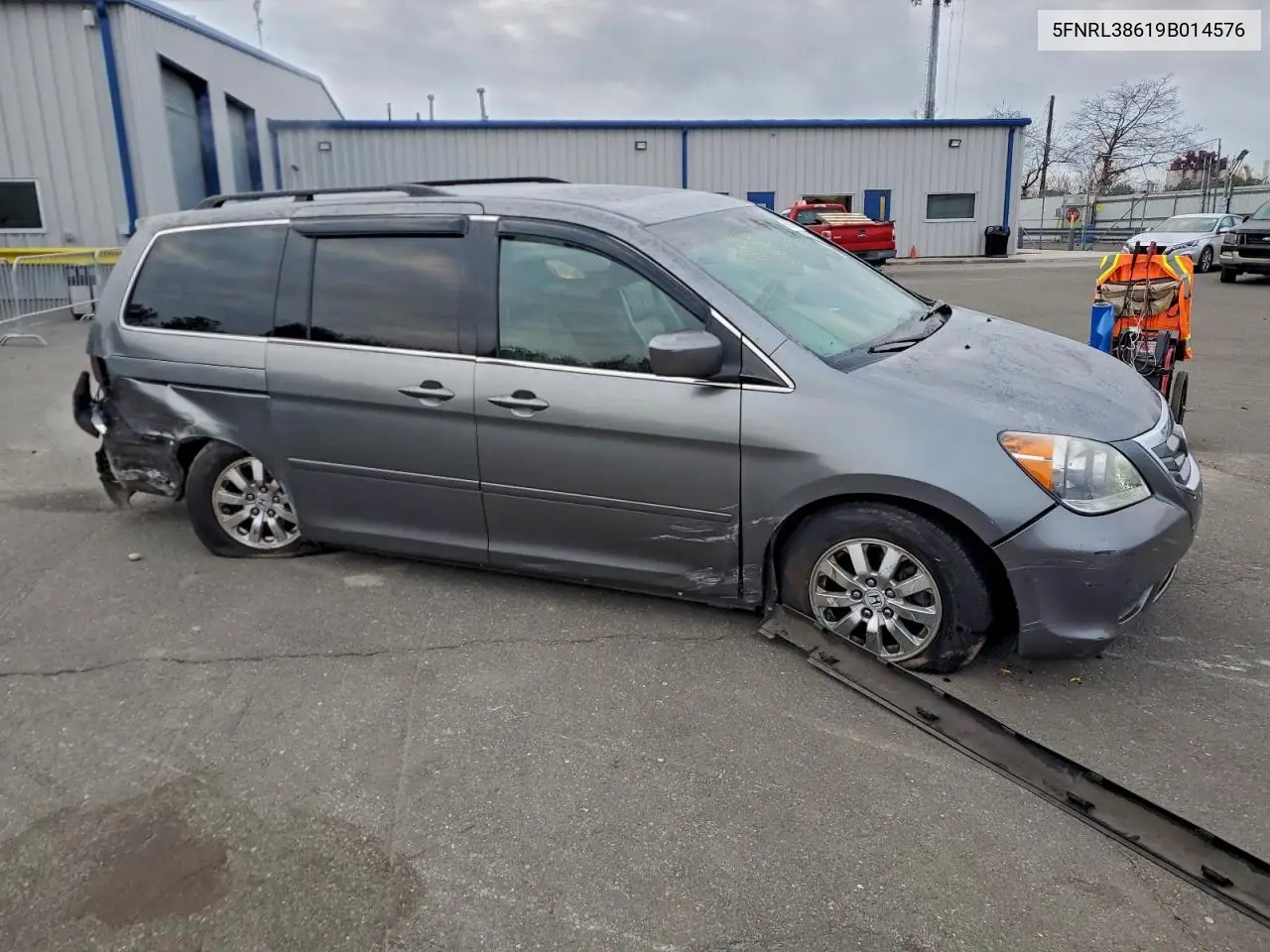 5FNRL38619B014576 2009 Honda Odyssey Exl