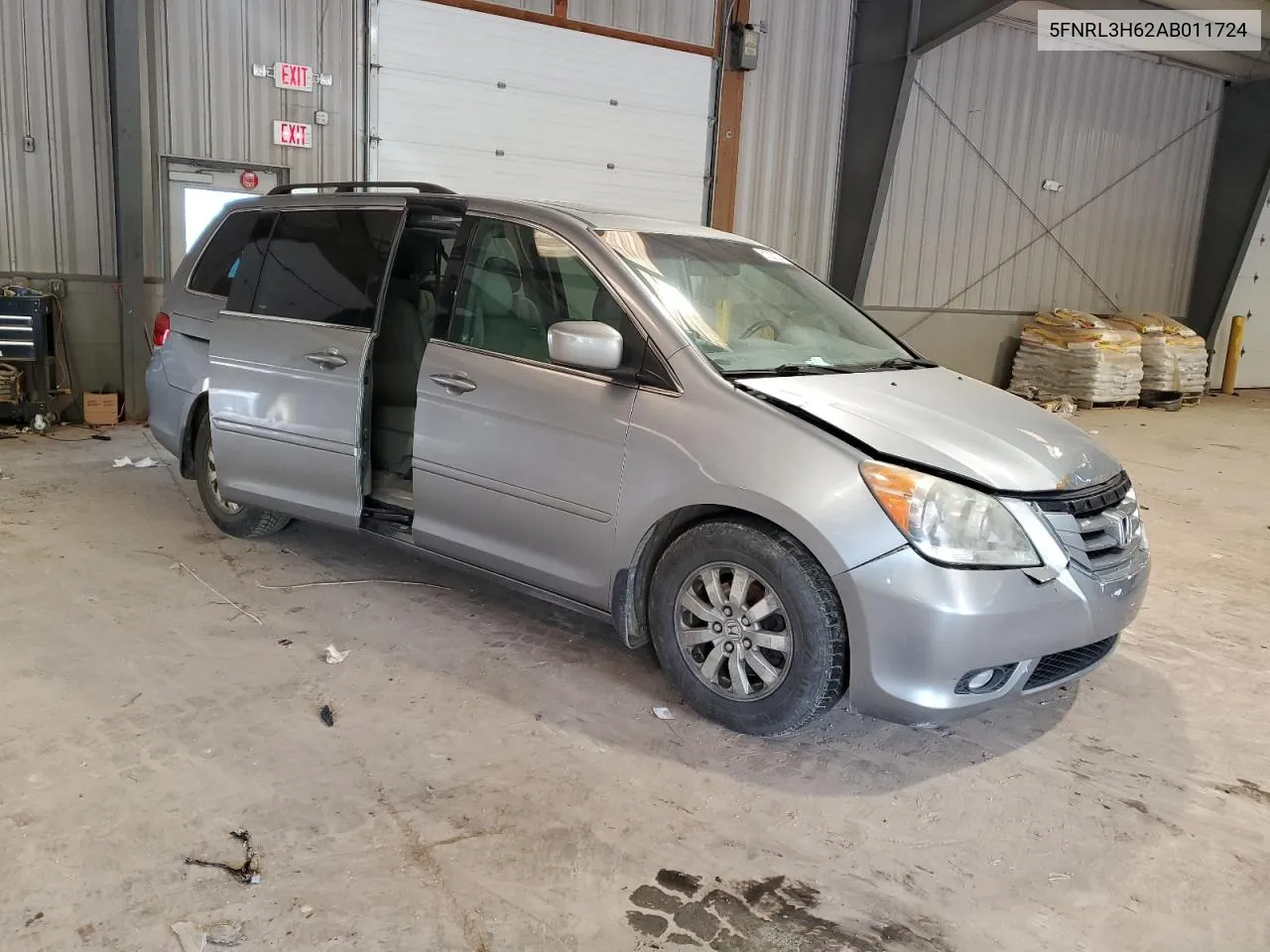 5FNRL3H62AB011724 2010 Honda Odyssey Exl