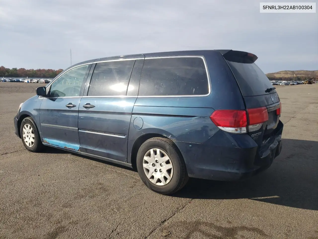 5FNRL3H22AB100304 2010 Honda Odyssey Lx