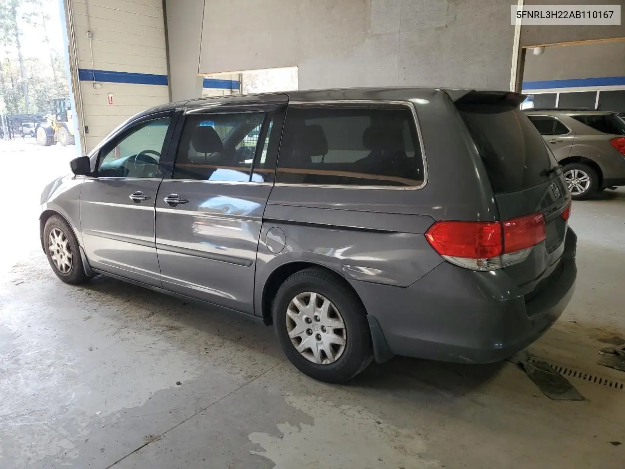 5FNRL3H22AB110167 2010 Honda Odyssey Lx