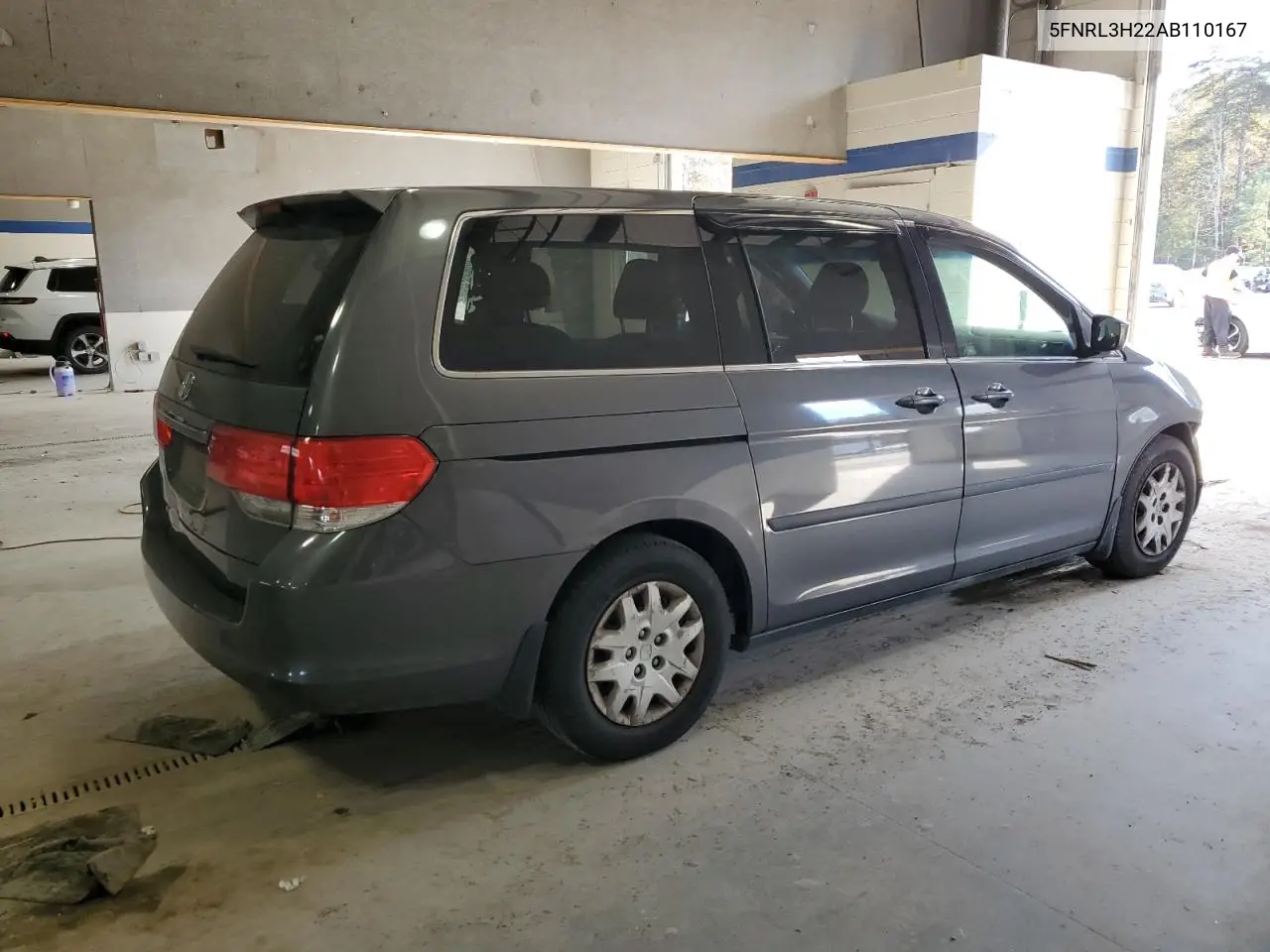 5FNRL3H22AB110167 2010 Honda Odyssey Lx