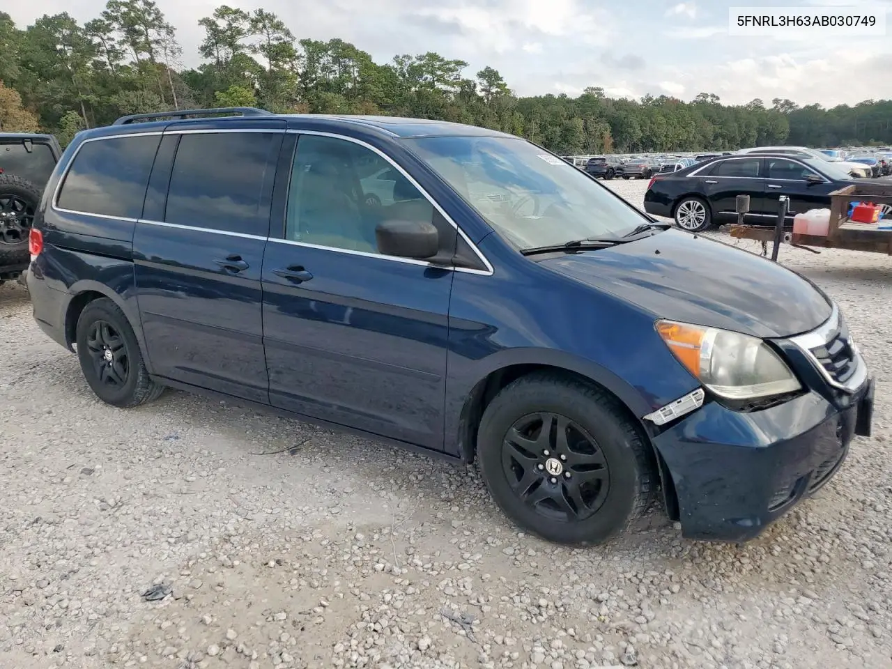 5FNRL3H63AB030749 2010 Honda Odyssey Exl