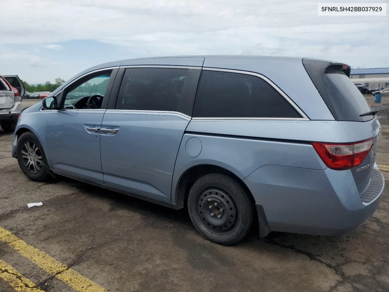 5FNRL5H42BB037929 2011 Honda Odyssey Ex