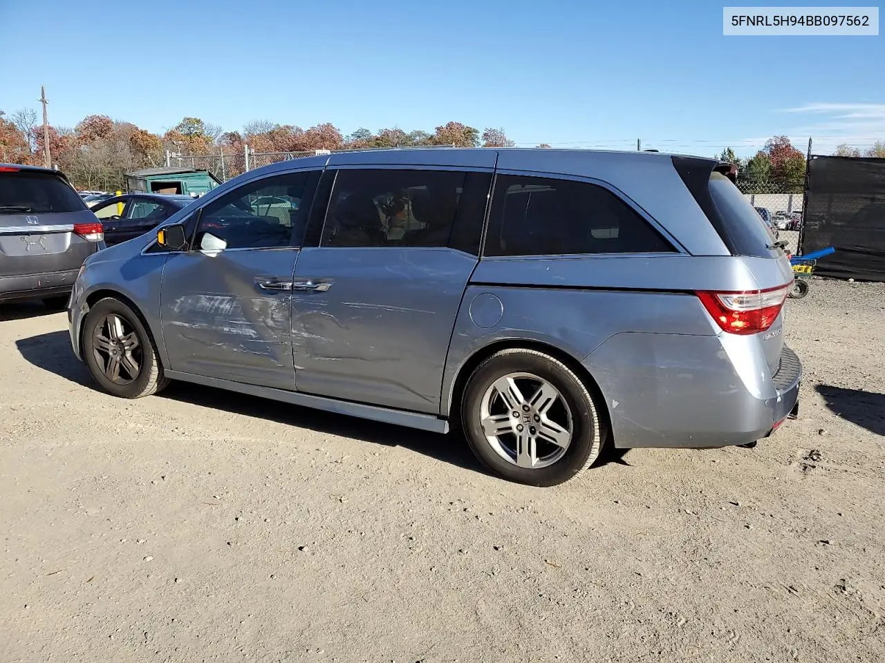 5FNRL5H94BB097562 2011 Honda Odyssey Touring